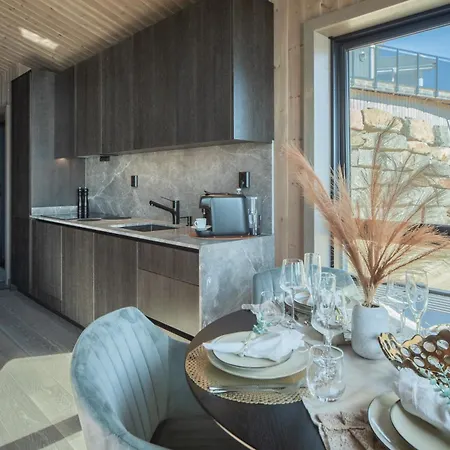 Lofoten Paradise Sea View Apartment *